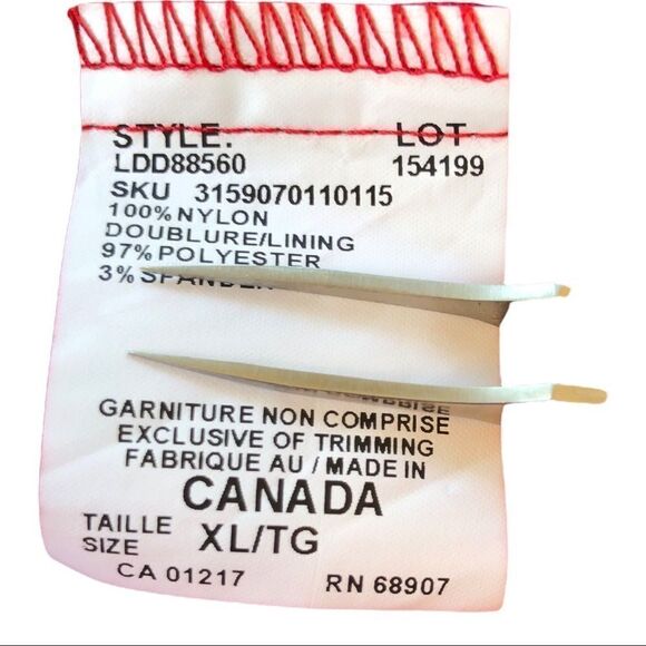 LECHATEAU Red Lace Dress EUC - Picture 7 of 7